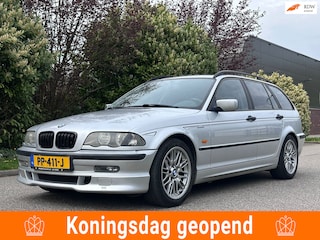 BMW 3-serie Touring 318i Cruise*Airco*Dealer onderhouden*Trekhaak*LM velgen*