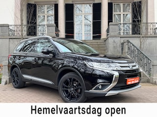 Mitsubishi Outlander 2.0 Instyle Automaat Navi Android Carplay Trekhaak Camera Climate Cruise Ctr