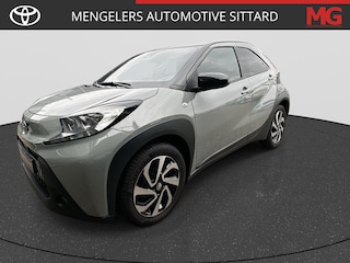 Toyota Aygo 1.0 VVT-i S-CVT first Bi tone | 4 seizoen | Rijklaar