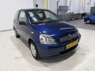Toyota Yaris 1.3-16V VVT-i Luna