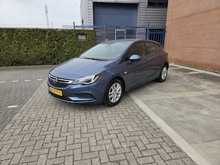 Opel Astra 1.4 Online Ed.
