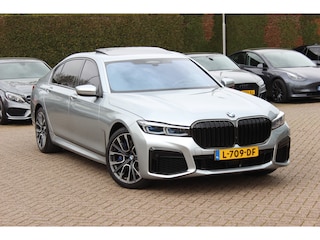 BMW 745Le xDrive High Executive / Nieuwpr. €178.341 / SoH 89,4% / Achterasbesturing / Schuifdak / 360Camera / Head-up / Softclose / Luchtvering / Nachtzicht / 20'' / Bowers&Wilkens / Volleder / Keyless / Stoelmassage / Stoe