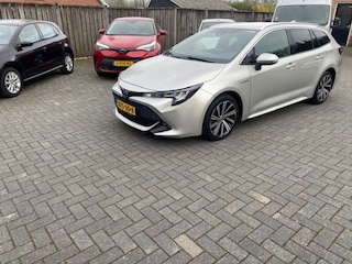 Toyota Corolla 1.8 Hybrid Dynamic NAVI PARKASSIST LEER DODEHOEK KEYLESS