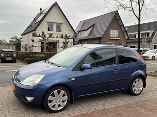 Ford Fiesta 1.4-16V Futura apk 03-2027 NAP.