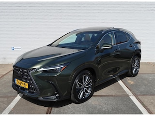 Lexus NX 350h Hybrid 242pk AWD CVT Luxury President Line I Pano I Verwarmbare en geventileerde stoelen I Memory I HUD I Levinson stereo I Alle hulpsystemen I