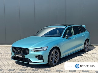 Volvo V60 T8 R Recharge AWD Ultra Dark | Flash Green | Polestar Optimalisatie | Heico | Panoramadak | 20 inch | Stylingskit |