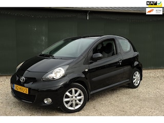 Toyota Aygo 1.0-12V Comfort/AIRCO/LMV/ABS/LEDER/