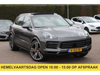 Porsche Cayenne 3.0 E-Hybrid / Trekhaak / Panoramadak / Camera / Luchtvering / 22'' / Sportchrono / Bose / Stoelventilatie+Verwarming / Cruise Control
