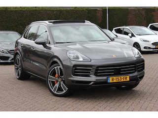 Porsche Cayenne 3.0 E-Hybrid / Trekhaak / Panoramadak / Camera / Luchtvering / 22'' / Sportchrono / Bose / Stoelventilatie+Verwarming / Cruise Control