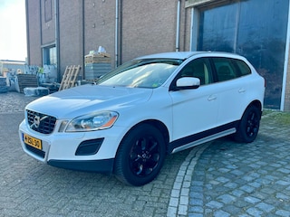 Volvo XC60 2.4 D5 AWD Summum
