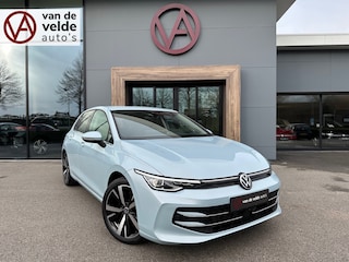 Volkswagen Golf 1.5 eTSI 150pk DSG Style | Head Up | Harman/Kardon | 360 Camera | Led IQ light | Dode hoek | 18 inch | Rijklaar incl. garantie