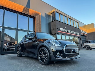 Mini Cooper 1.5 business 136pk/Ned auto/Navi/Apple Carplay/Airco/Nap