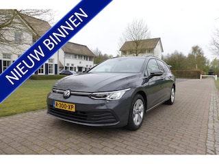 Volkswagen Golf Variant 1.0 TSI Life Business | Camera | ACC | CarPlay | Stoelverwarming | Stuurwielverw. | NAVI |