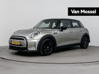 Mini Cooper 1.5 Camden Edition | airco automatisch | Apple Carplay/Android | cruise control | lederen/stof bekleding | LED koplampen | lichtmetalen velgen 16" |