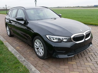 BMW 3-serie Touring 316d Business Edition AUT. CLIMA LEATHER ** 12599 NETTO **
