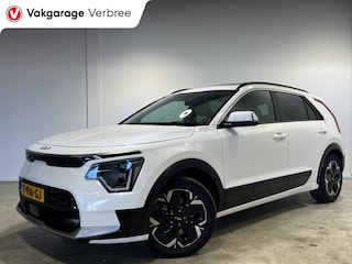 Kia Niro DynamicPlusLine 64.8 kWh | Navigatie/Android/Apple Carplay | LM Velgen 17" | Voorstoelen/Stuur Verwarmd | Schuif/Kanteldak | Achteruitrijcamera | Cruise Control Adaptief |