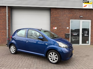 Toyota Aygo 1.0-12V +|AIRCO|NIEUWE APK|LEUKE AUTO