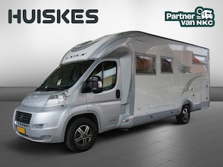 Laika Kreos lengte bedden, 5009 C1 Lengte bedden, Alde verwarming, luchtvering, Trekhaak