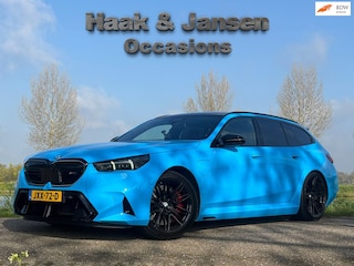 BMW 5-serie Touring rivierablue Drivers Assist Pro 727PK