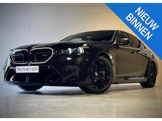 BMW 5-serie |keramische |Carbon Pakket | Stoelventilatie | Iconic glow | Bowers & Wilkins |