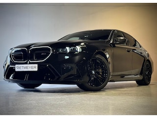 BMW 5-serie |keramische |Carbon Pakket | Stoelventilatie | Iconic glow | Bowers & Wilkins |