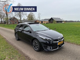 Kia Ceed Sportswagon 1.0 T-GDi GT-Line | Pano | Trekhaak | Camera | Stoel- & Stuurver