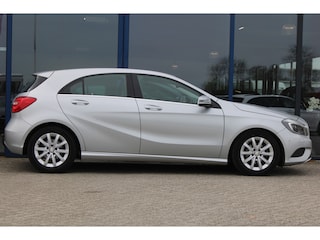 Mercedes-Benz A-klasse 180 Ambition XENON NAVI TREKHAAK NL AUTO