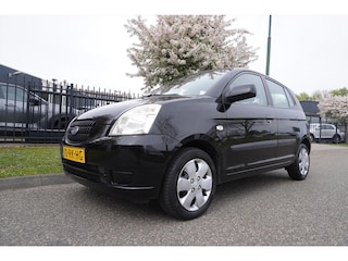 Kia Picanto 1.1 AUTOMAAT APK tot 10-04-2027 64.138 KM