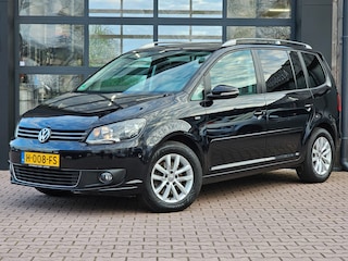 Volkswagen Touran 1.4 TSI Comfortline | Navi | Trekhaak | Cruise | Park Assist | Light Assist | Stoelverwarming |