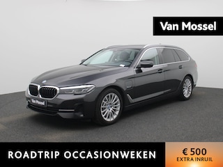BMW 5-serie Touring 520e 150kW | ACHTERUITRIJCAMERA | LEDER INTERIEUR | NAVIGATIE GROOT | MEMORY SEAT | TREKHAAK WEGKLAPBAAR | LED VERLICHTING | CLIMATE CONTROL | STOELVERWARMING |