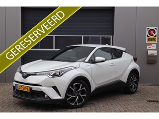Toyota C-HR 1.8 Hybrid Dynamic, Stoelverwarming, Camera, Cruise, Navi