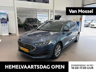Ford Focus 1.0 EcoBoost Hybrid Titanium AUTOMAAT | STOEL - STUUR - VOORRUIT VERWARMING | APLLE CARPLY - ANDROID AUTO | PARKEER SENSOREN VOOR EN ACHTER | 5850 KM