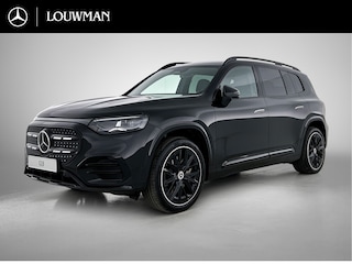 Mercedes-Benz GLB 250+ Business Solution AMG 7p. 85.5 kWh | Premium pakket | Winterpakket | Nightpakket | Trekhaak | Verstelbare demping | 20” multispaakse AMG-velgen | Vast panoramadak | Sfeerverlichting | GUARD 360° |