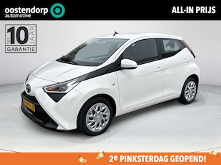 Toyota Aygo 1.0 VVT-i x-play | Apple CarPlay/Android auto | Achteruitrijcamera | Airco