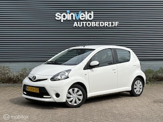 Toyota Aygo 1.0 VVT-i Aspiration - Airco - Led - 5drs - Nap -