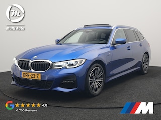 BMW 3-serie Touring 330e M Sport PHEV 293pk Dealer O.H. | Trekhaak Af Fabriek | Panodak | Head Up | Adaptive Cruise | 360 Camera | Harman / Kardon | Laser LED | Alcantara Sportstoelen Memory & Verwarmd | Keyless | Sfeerverlichting | Stuur Verwarmd | Plug In Hybrid |
