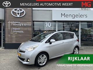 Toyota Verso-S 1.3 VVT-i Dynamic | Panoramadak | LM-Velgen | Trekhaak