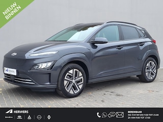Hyundai Kona EV Comfort 39kWh / 3 Fasen Laden /CCS Snelladen / Dealer onderhouden / Apple Carplay / Android Auto / Camera / Kreil audio / DAB / Stuur-, en voorstoelverwarming
