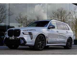 BMW X7 60 I X DRIVE 6 P / Individual / Sky Lounge / BTW