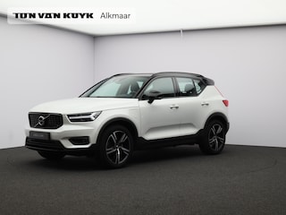 Volvo XC40 1.5 T5 Twin Engine R-Design / Trekhaak / Pano. dak / 360 camera / Stoel-, Stuurwiel- & Achterbankverwarming /  Elektr. stoelverstelling / Harman Kardon Audio / BLIS