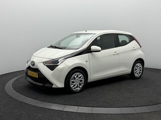 Toyota Aygo 1.0 VVT-i x-play Limited | Navigatie | Camera | Carplay&Android | Airco