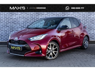 Toyota Yaris 1.5 Hybrid Executive | Panoramadak | Stoelverwarming | Navigatie | Parkeersensoren | Cruise Control Adaptief | Climate Control | Achteruitrijcamera | Apple Carplay