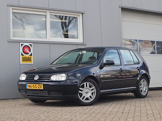 Volkswagen Golf 1.8-5V Turbo GTI