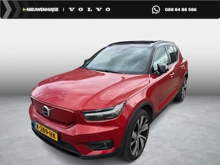 Volvo XC40 Recharge P8 AWD R-Design | Warmtepomp | Harman Kardon Audio | 360 Graden Camera | Trekhaak | Panoramadak | LED Koplampen Adaptief | Lichtmetalen Velgen 20 inch | Navigatie | Keyless Entry