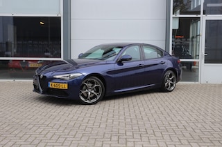 Alfa Romeo Giulia 2.0T SPRINT/VELOCE.INT/STOEL.STUUR.VERW/ADAP.CRUISE/19