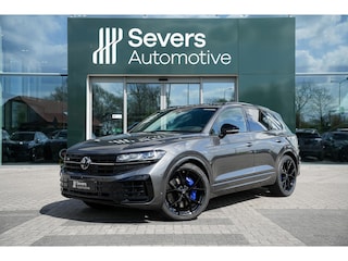 Volkswagen Touareg 3.0 TSi eHybrid 4MOTION l Final Edition | Panoramisch schuifdak | Trekhaak elektrisch | Adaptieve Cruise Control | Soft close portieren | Leder "Puglia" "R-logo' zwart/ blauwe stikking | 22" Lichtmetalen velgen l