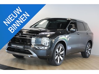 Mitsubishi Outlander 2.4 PHEV Instyle | Schuif- kanteldak | Leer | Head-Up