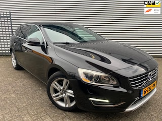 Volvo V60 2.4 D6 AWD Plug-In Hybrid Summum|Leder|Navi|PDC|