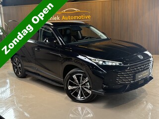 MG EHS 1.5 TGDI Luxury Navigatie Treeplanken Cruise control LMV