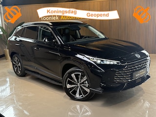 MG EHS 1.5 TGDI Luxury Navigatie Treeplanken Cruise control LMV